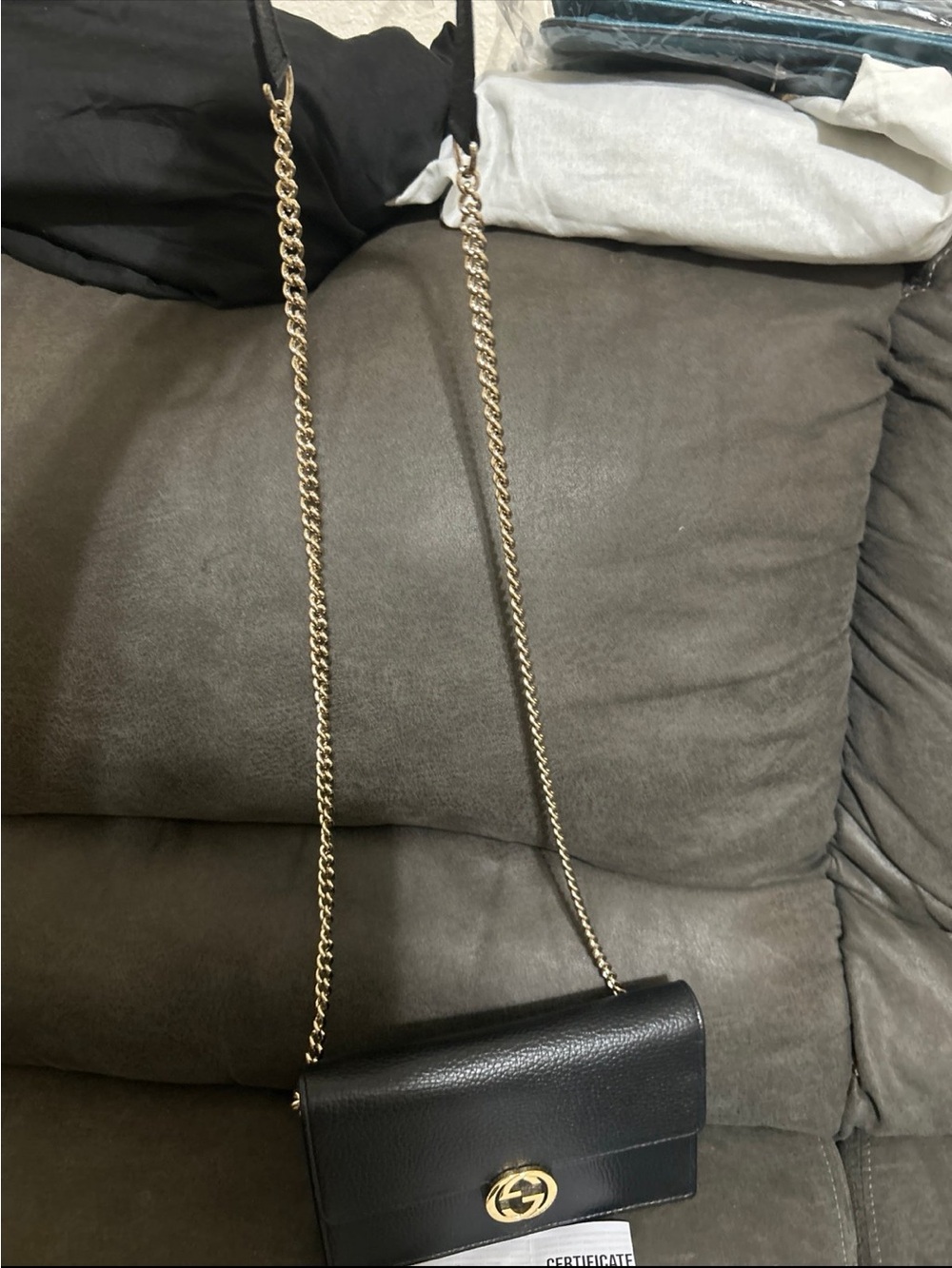 Gucci Black Leather Card Holder with Gold Double G - Picture 8 of 9